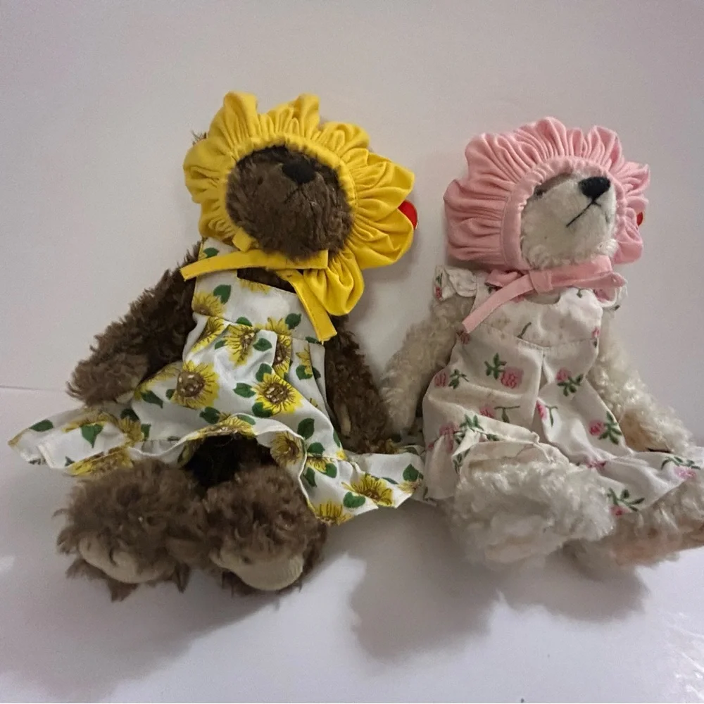 Vintage TY Attic Treasures Susannah and Rosalie teddy bears